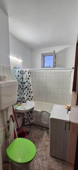 Apartament cu 2 camere semidecomandat în Drumul Taberei