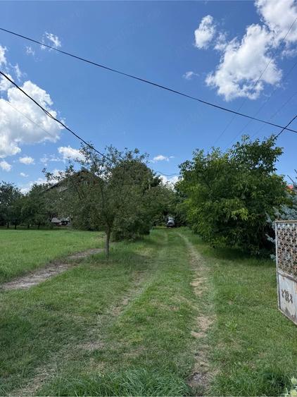Casă cu 6 camere cu Teren 280 Mp în Tureni