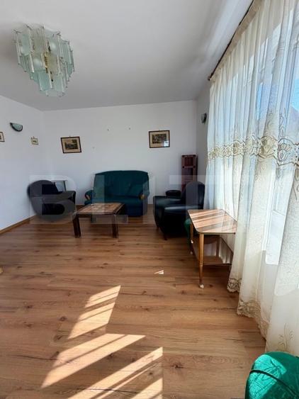Apartament cu 3 camere decomandat, mobilat în Zorilor