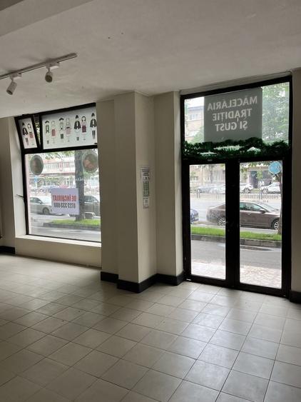Spațiu comercial, de 85 mp, în Mihai Bravu