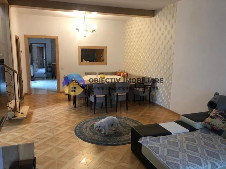 Casă individuală cu 3 camere cu Canalizare în Central
