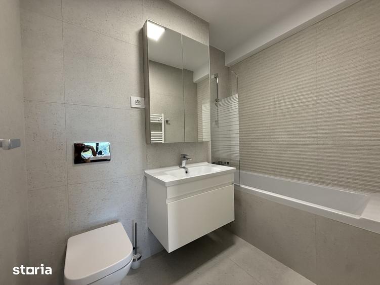Apartament cu 3 camere în Dămăroaia