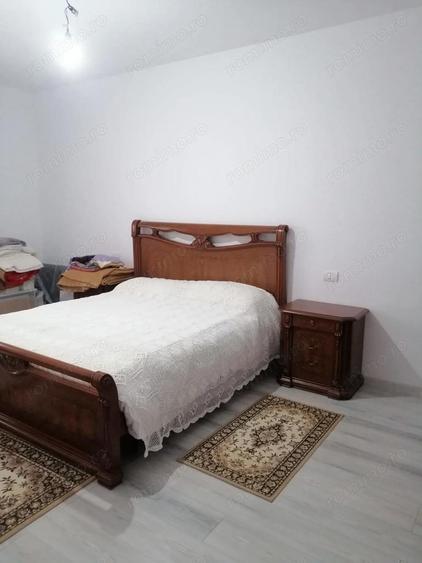 Casă cu Teren 2000 Mp în Vădeni
