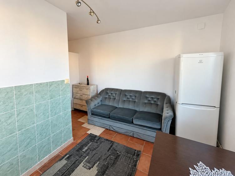 Apartament cu 2 camere decomandat, mobilat în Lipovei