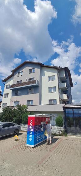 Garsonieră decomandată în Central