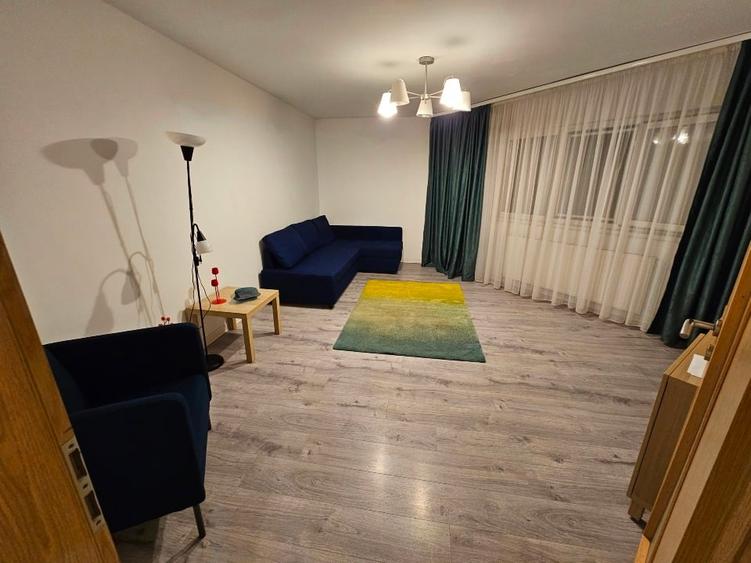 Apartament cu 2 camere decomandat, mobilat în Girocului