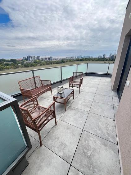 Apartament cu 3 camere decomandat, mobilat în Torontalului