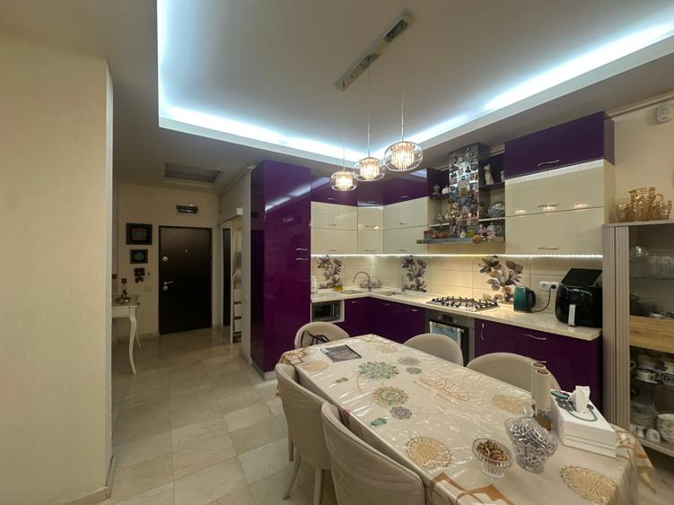 Apartament cu 4 camere decomandat, mobilat în Ferdinand