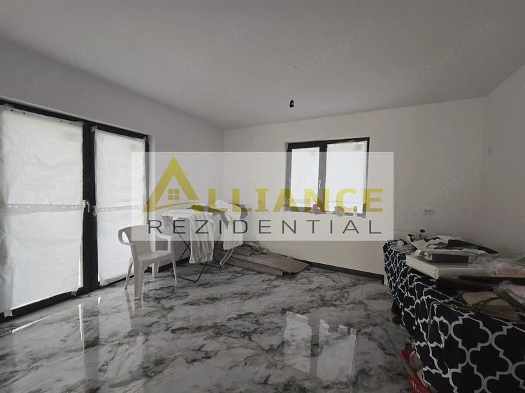 CASA - CARTIERUL NOU COMUNA BERCENI - 334mp TEREN - 115.000a? - 8