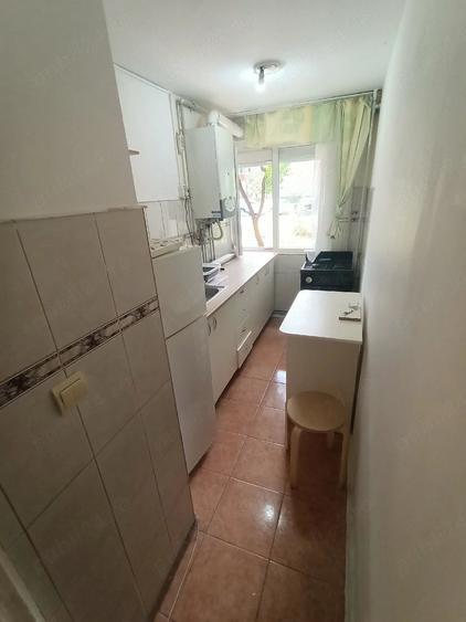 Sagului-Piata Doina,Cu Centrala Proprie,Bloc Izolat, Parter Inalt cu balcon,Liber, Merita Vazut !!! - 3
