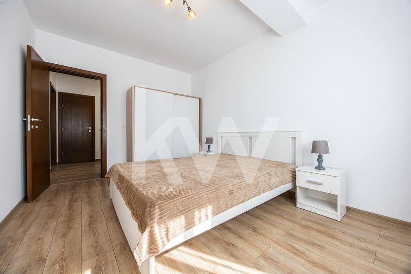 Apartament cu 2 camere decomandat, mobilat în Tractorul