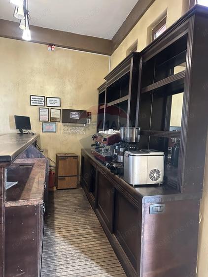 Spațiu comercial, de 60 mp, în Dărmănești