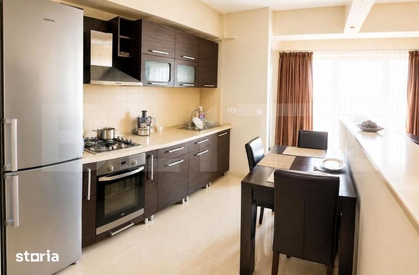 Apartament cu 3 camere în Independenței