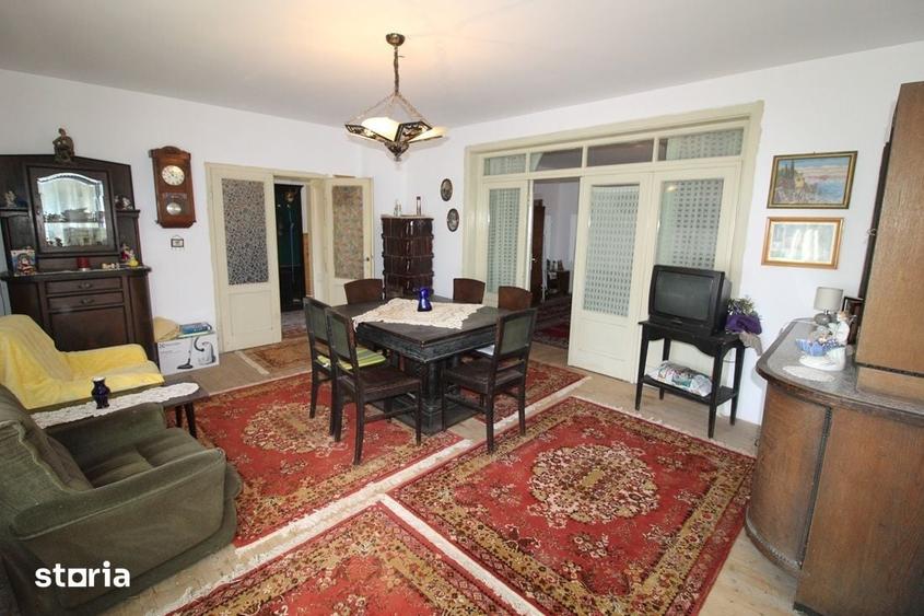 Casă cu 4 camere cu Teren 436 Mp în Hunedoara
