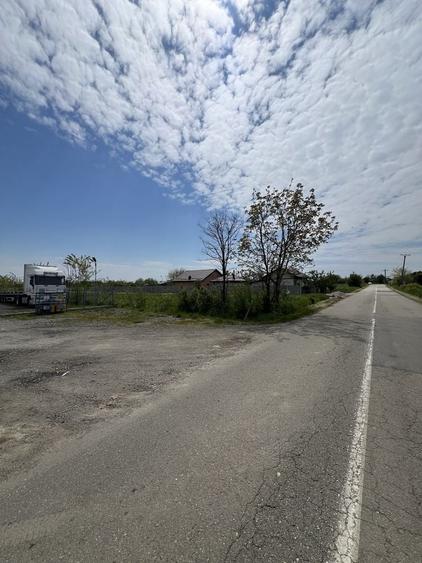 Spațiu comercial, în Coșoveni
