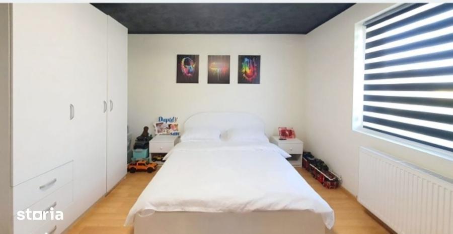Casă cu 3 camere cu Teren 547 Mp în Brazi