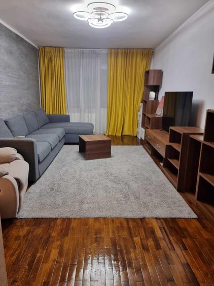 Apartament cu 3 camere decomandat, mobilat în Pantelimon