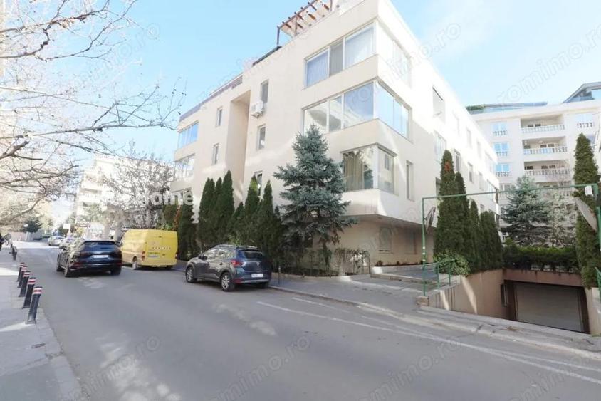 Apartament cu 3 camere semidecomandat, mobilat în Herăstrău