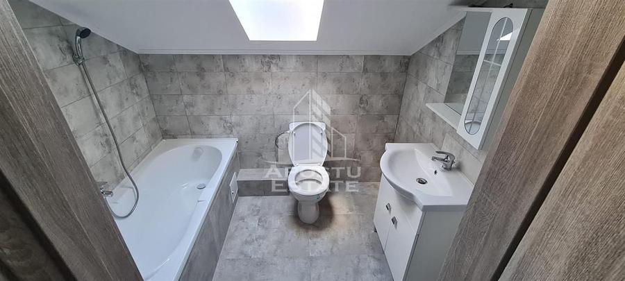 Apartament cu 3 camere semidecomandat, mobilat în Giroc