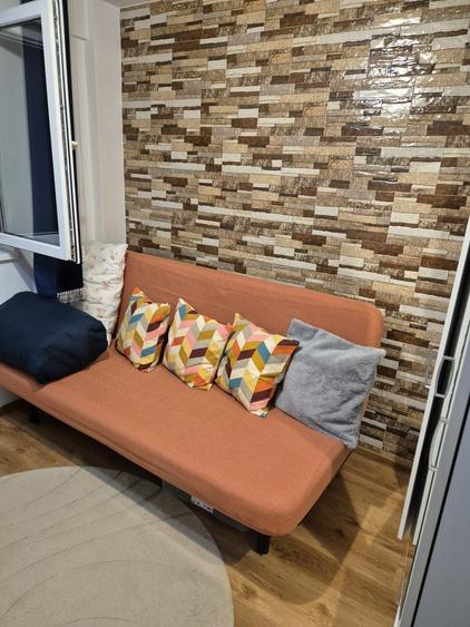Apartament 3 camere Aleea Vergului Bl 18 , sect 2 - 4