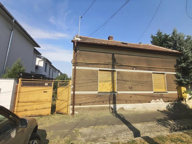 Teren de 828 mp, în Pârneava