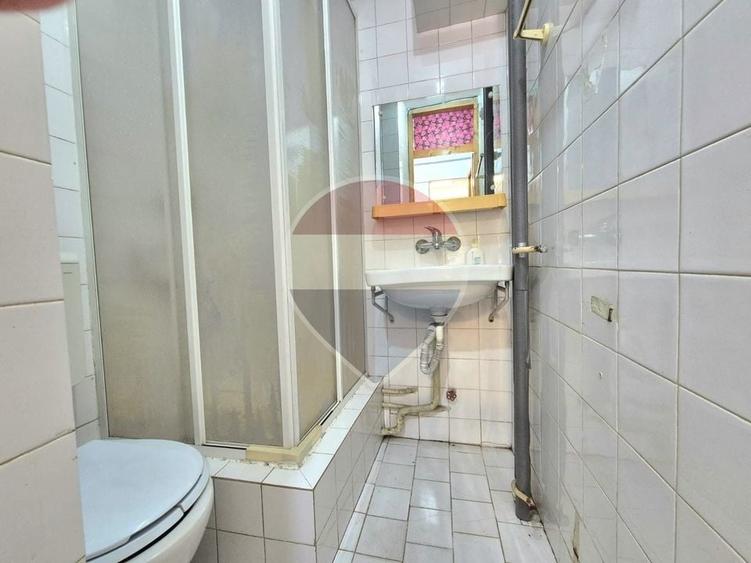 Spațiu comercial, de 25 mp, în Fortuna