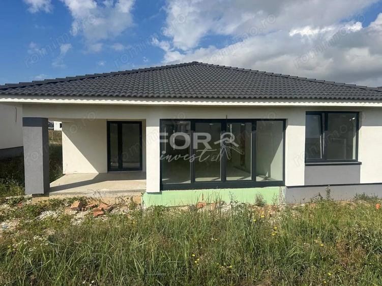 Casă cu 4 camere cu Teren 600 Mp în Paleu