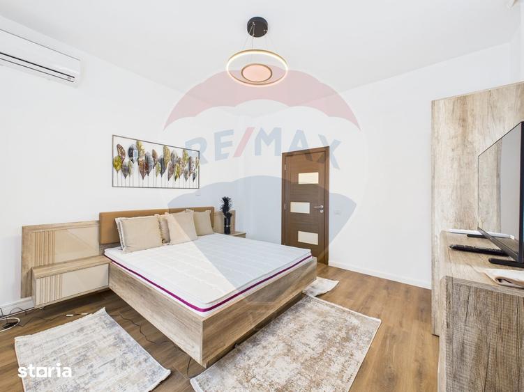 Casă cu 6 camere cu Teren 122 Mp în Matei Voievod