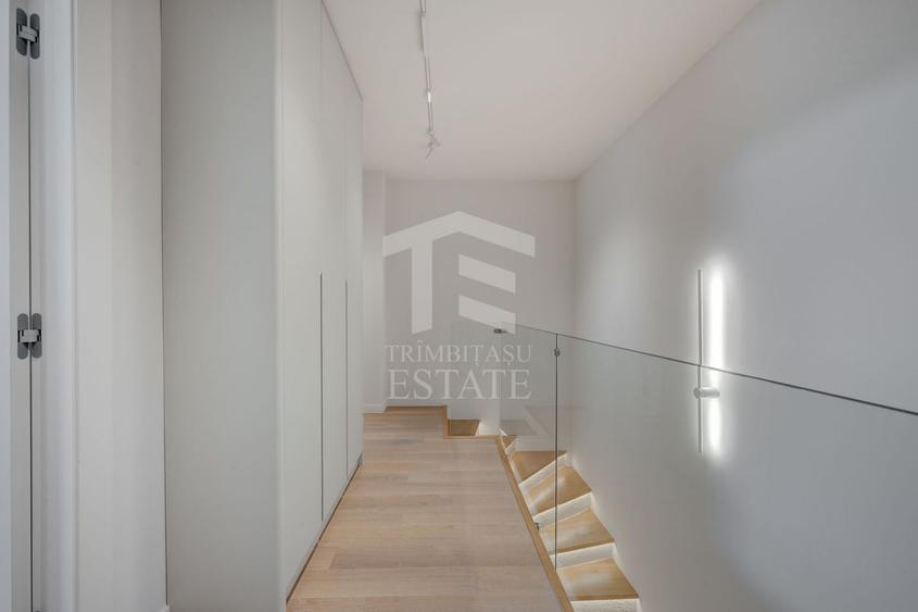 Apartament cu 3 camere decomandat, mobilat în Tunari
