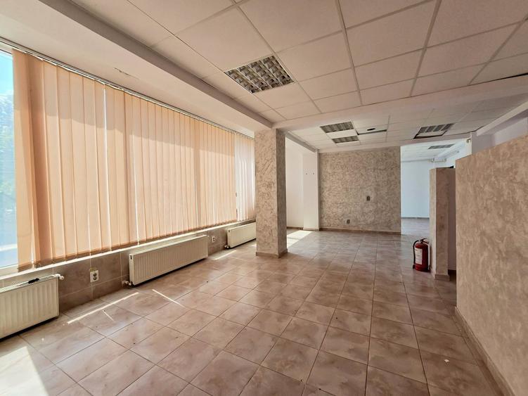 Spațiu comercial, de 104 mp, în Dobroești