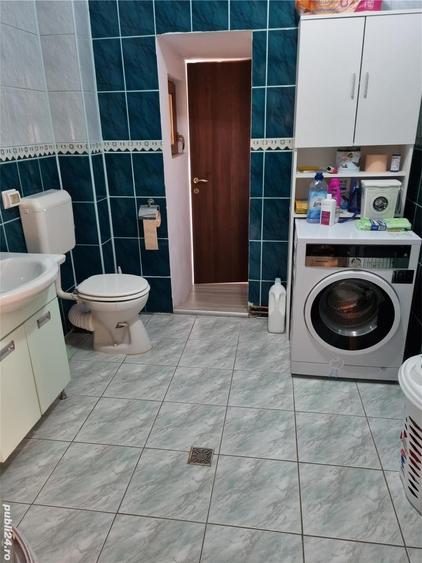 Casă cu 5 camere în Giroc