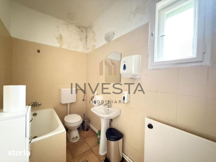 Casă cu 7 camere cu Teren 400 Mp în Andrei Mureșanu