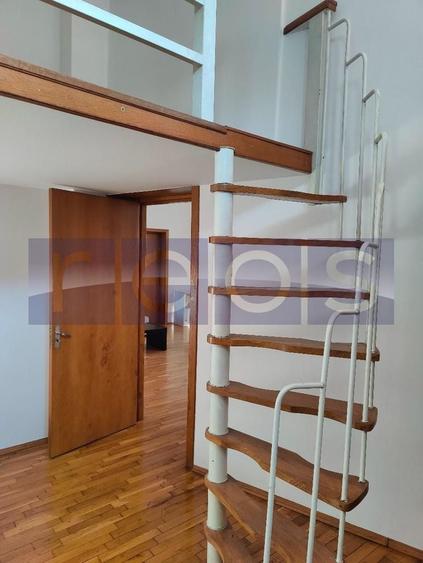 Apartament cu 3 camere semidecomandat, mobilat în Primăverii