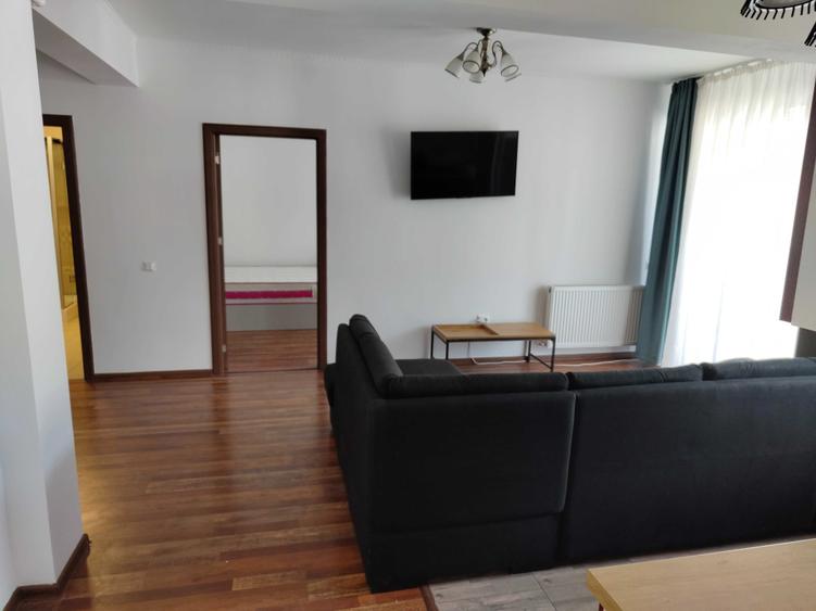 Apartament cu 3 camere nedecomandat în Florești