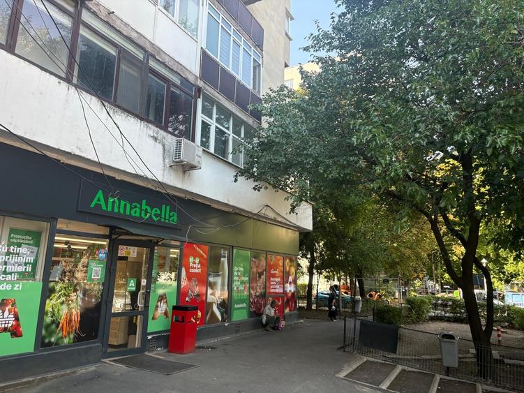 Spațiu comercial, de 100 mp, în Decebal