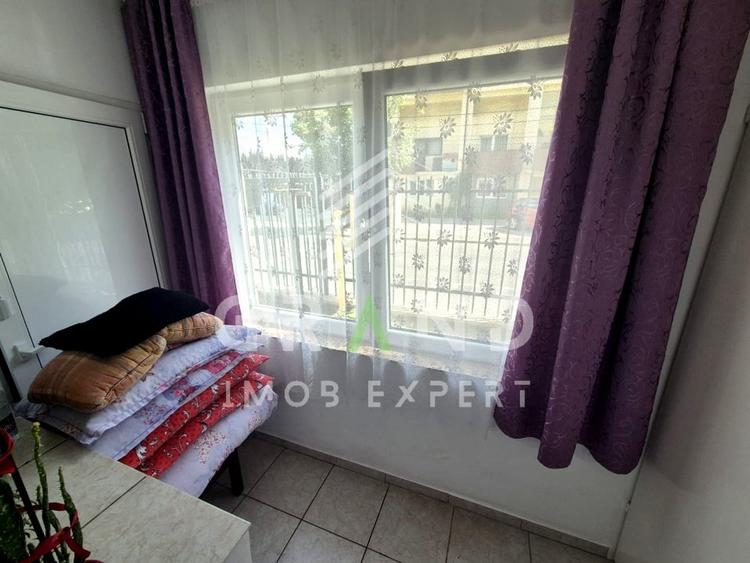 Apartament cu 3 camere semidecomandat, mobilat în Iris