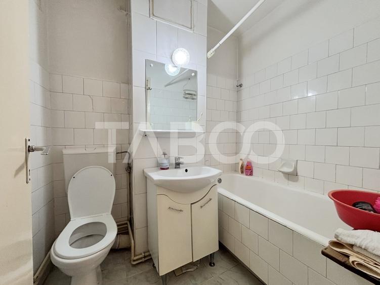 Apartament cu 3 camere decomandat, mobilat în Mărăști