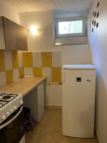 Apartament cu 2 camere semidecomandat în Romană