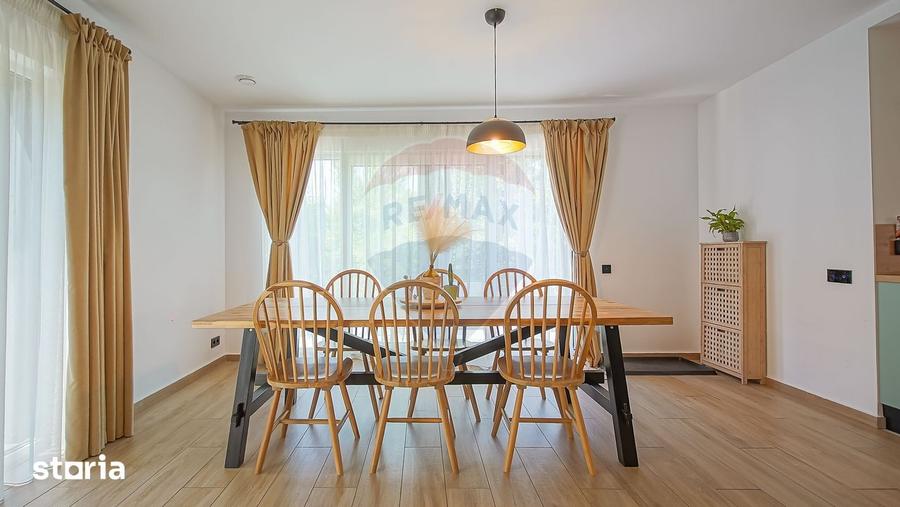Casă cu 4 camere cu Teren 387 Mp în Stupini