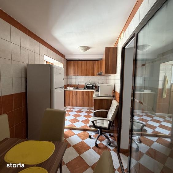 Apartament cu 4 camere în Cotroceni