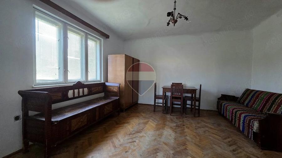 Casă cu 3 camere cu Teren 2200 Mp în Teleac
