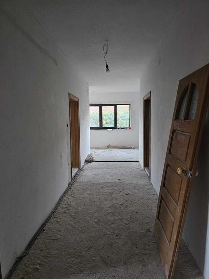 Casă cu 4 camere în Tur