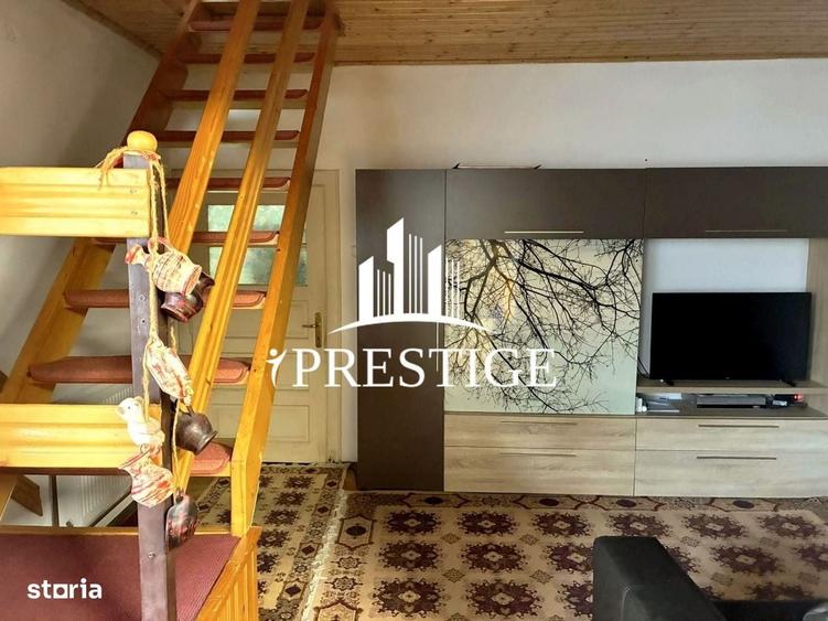 Casă cu 4 camere în Șura Mare