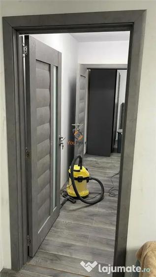 Apartament cu 3 camere semidecomandat, mobilat în Dacia