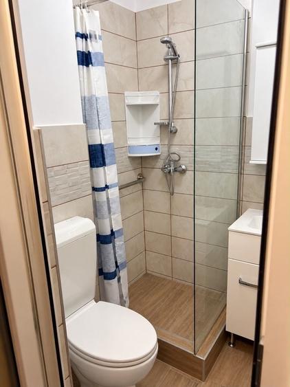 Apartament cu 2 camere semidecomandat în Florilor