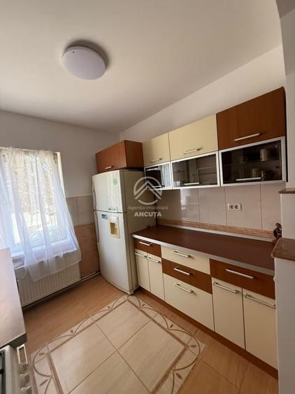 APARTAMENT IN CENTRU/ DE INCHIRIAT | 2 CAMERE | 50 MP - 2