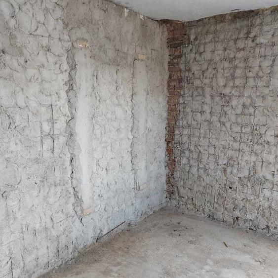 Casă cu 3 camere cu Teren 1200 Mp în Ziduri
