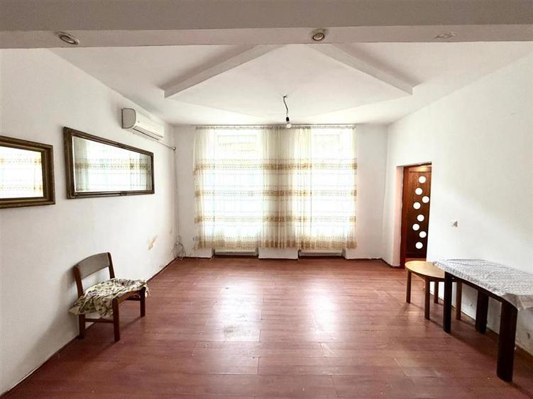 Apartament cu 2 camere decomandat în Ultracentral