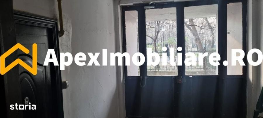Apartament cu 2 camere decomandat în Cișmigiu