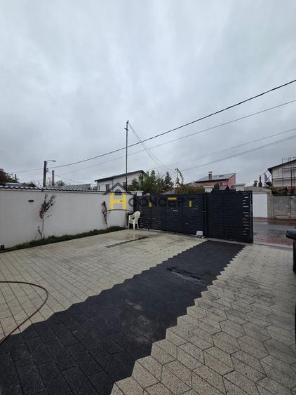 Casă individuală cu 5 camere cu Canalizare în Theodor Pallady